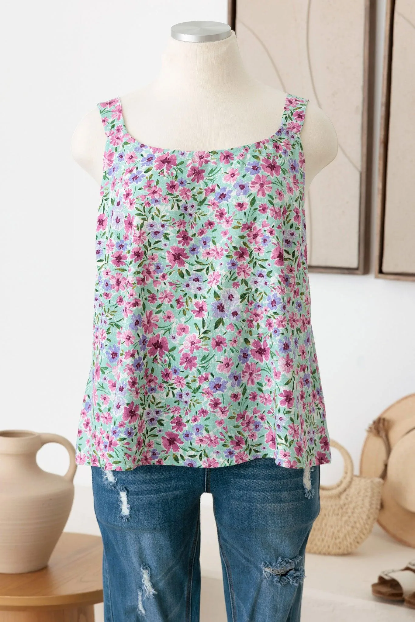 Plus Size Criss Cross Back Tie Sleeveless Floral Top